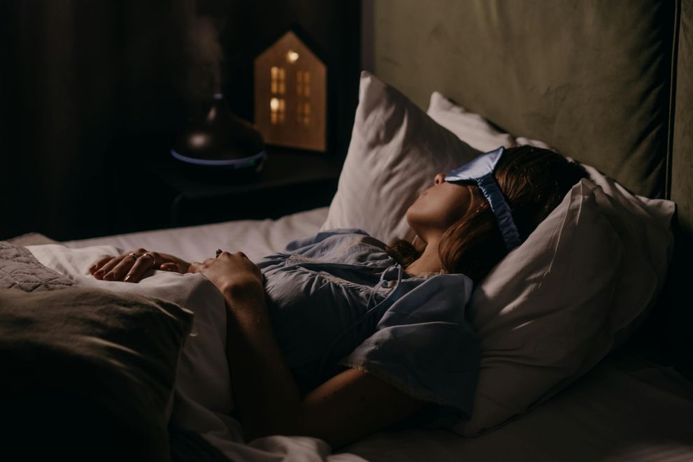 A woman participating in CBT-I therapy to improve sleep quality and manage insomnia.