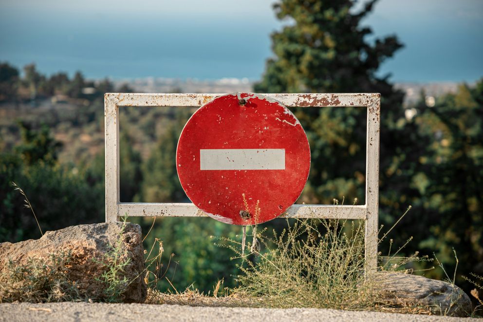 Warning sign indicating prohibited supplement combinations for women for health safety