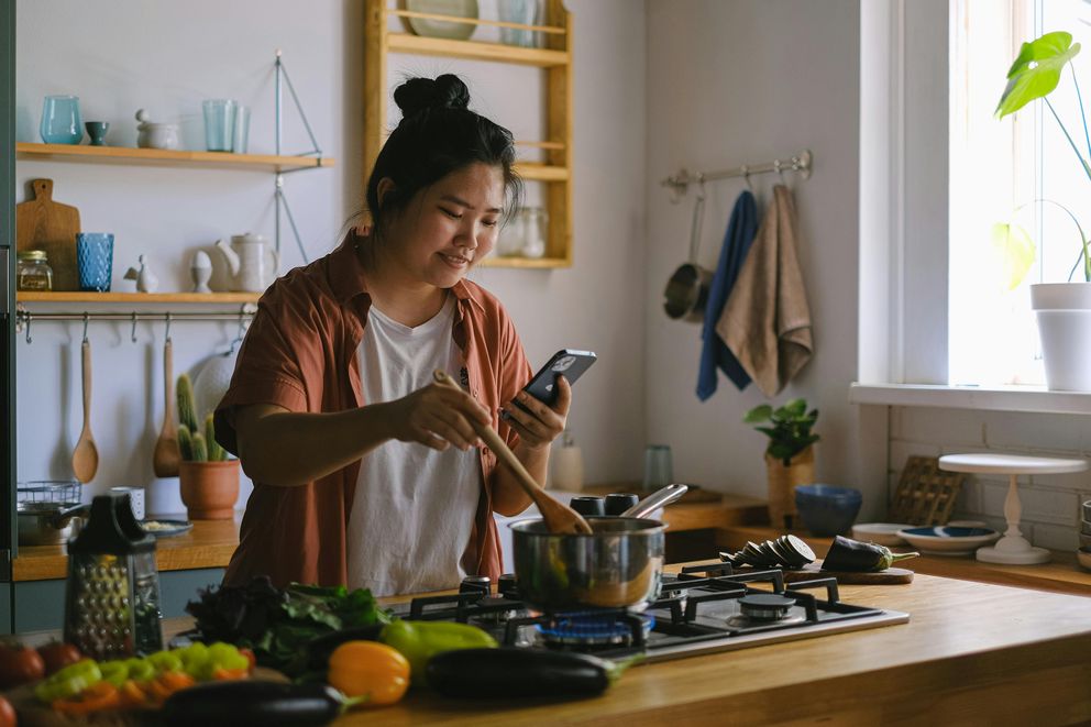 Woman with Type 1 Diabetes exploring intermittent fasting, highlighting the balance of health and well-being through informed choices